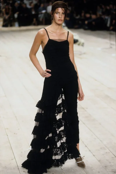Look 50